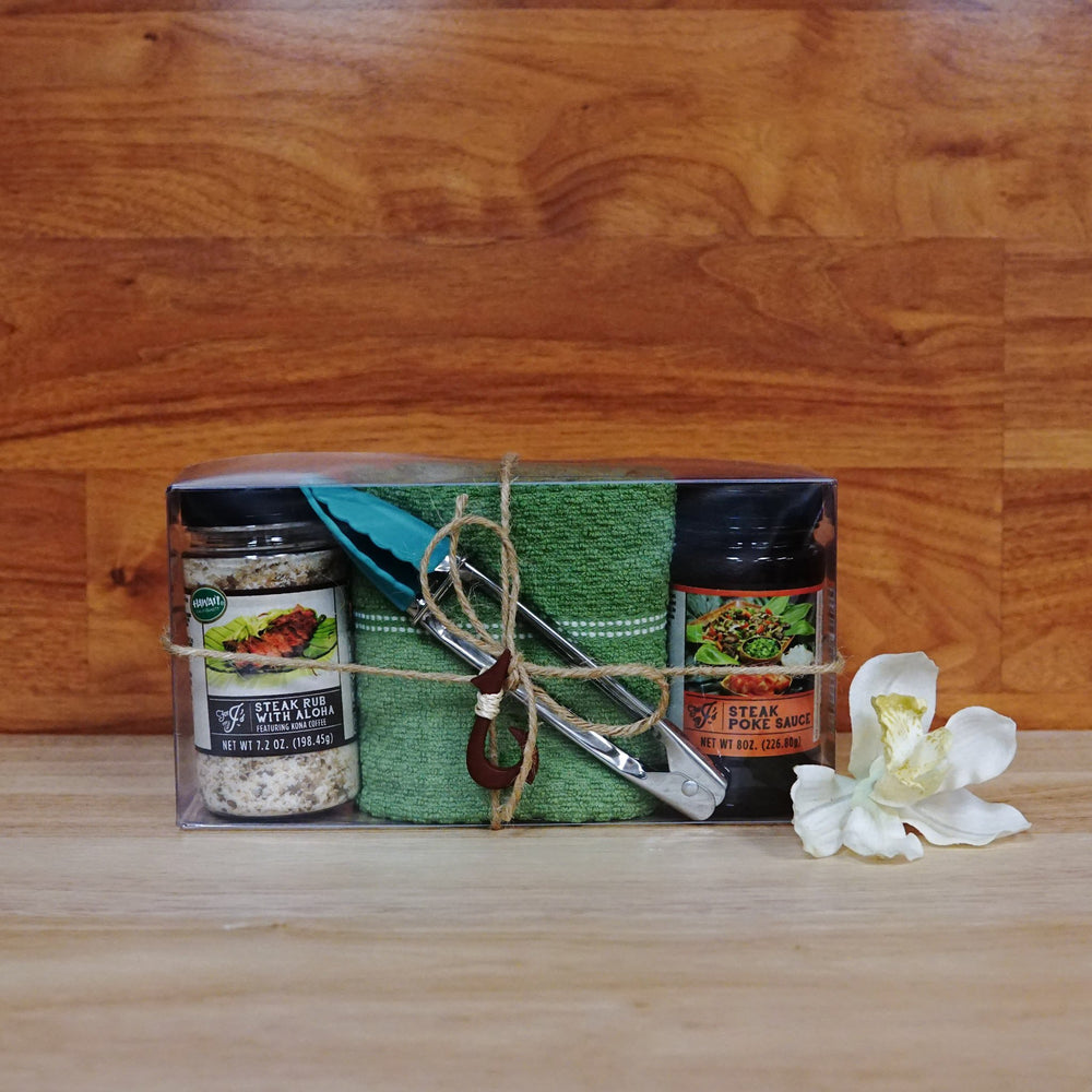 
                  
                    Green Deluxe Steak Poke Gift Box on a wooden background.
                  
                